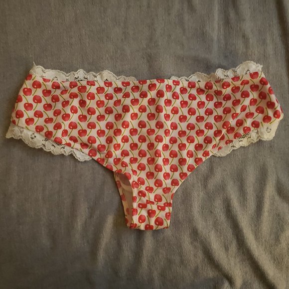 2000s Victoria's Secret Sexy Little Things cheeky - Picture 2 of 4